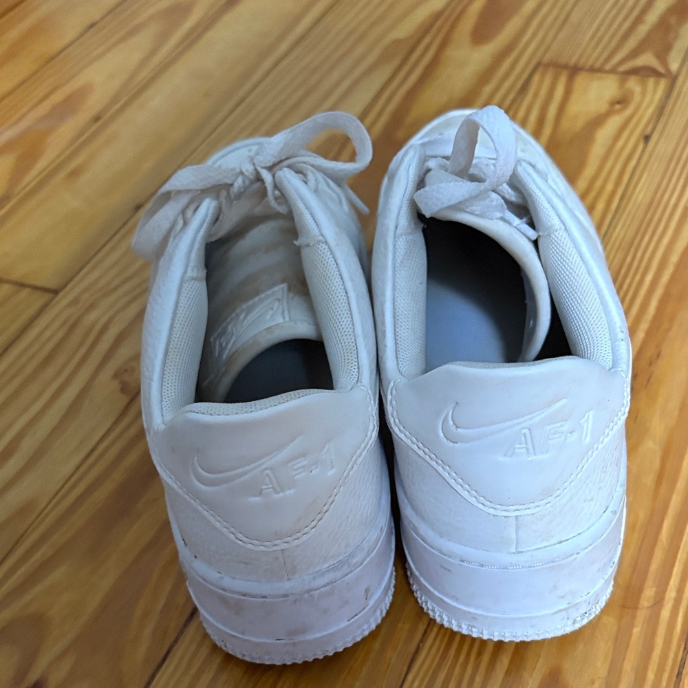 Nike AF-1 Cream Sneakers